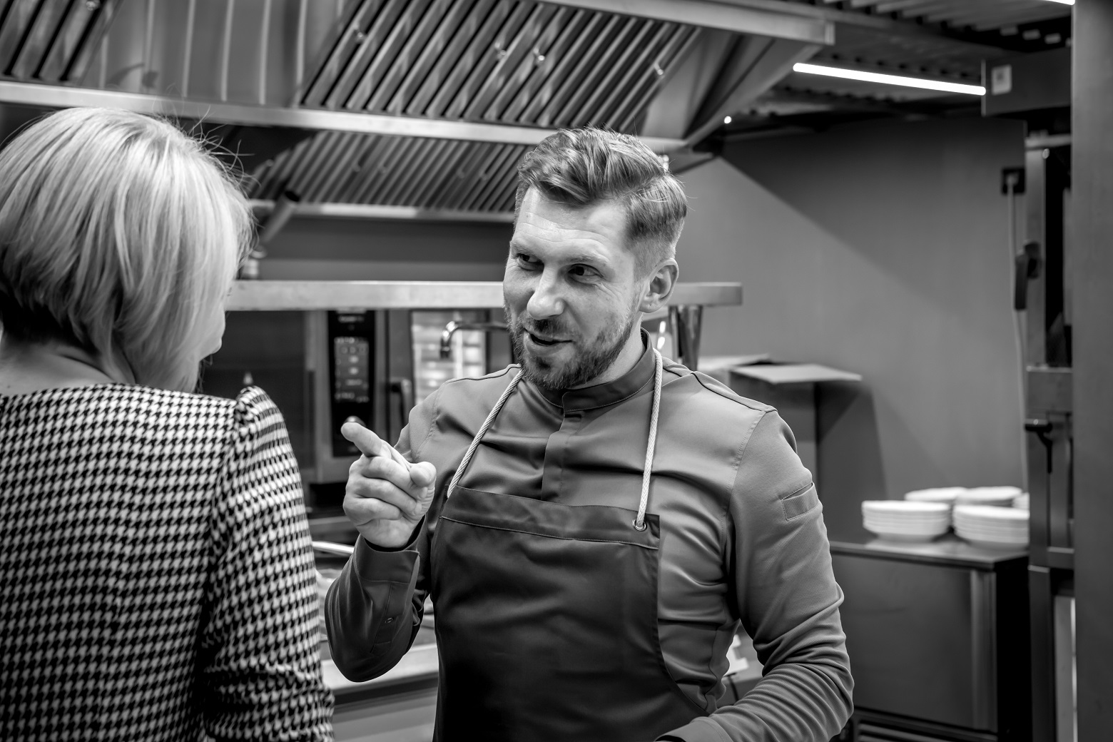 Dark Kitchen 28 (6).jpg